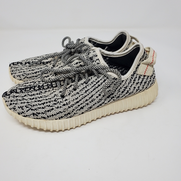 Adidas yeezy turtle dove first Gen sneakers - Picture 2 of 9